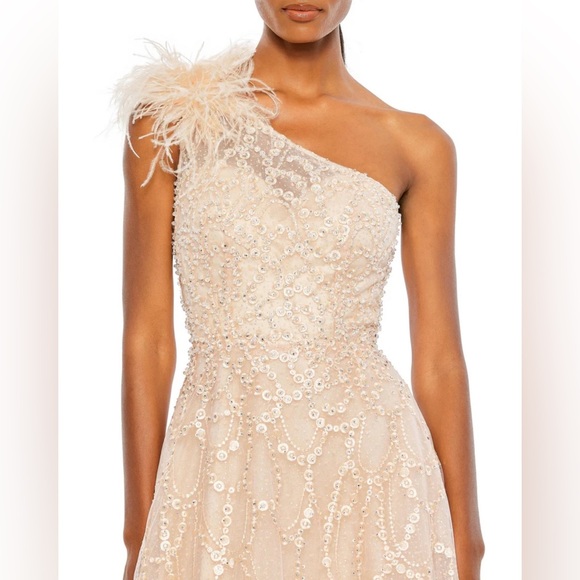 Feathered one shoulder A-line embroidered long gown - Picture 4 of 11